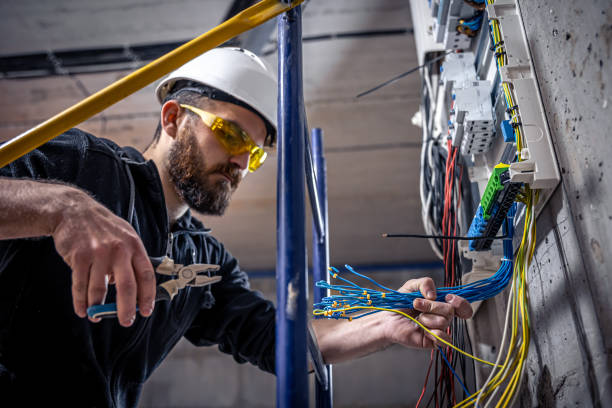 Best Affordable Emergency Electrician  in Walce, LA